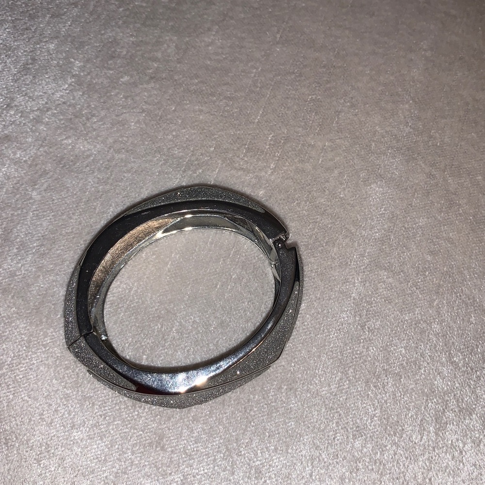 Bracelet - Picture 4 of 4